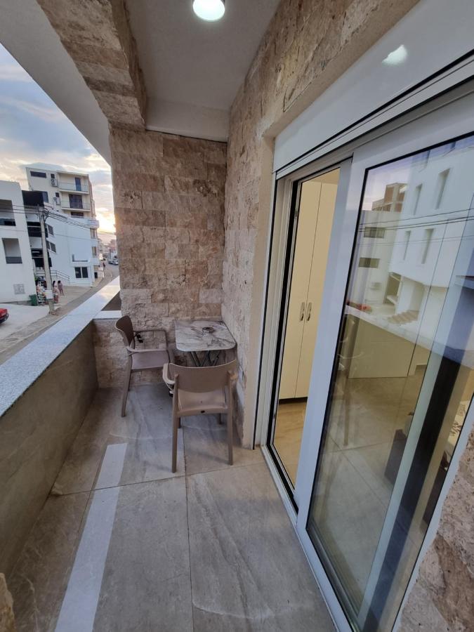Ebra Lux Apartmani Dobra Voda Ngoại thất bức ảnh